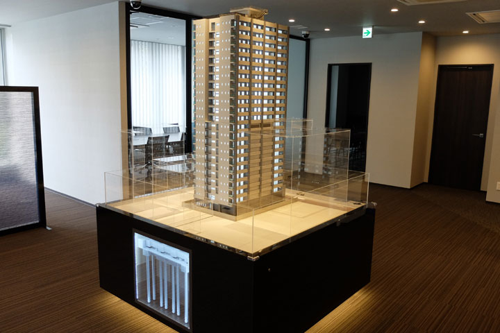 名古屋栄のタワーマンションの建築模型