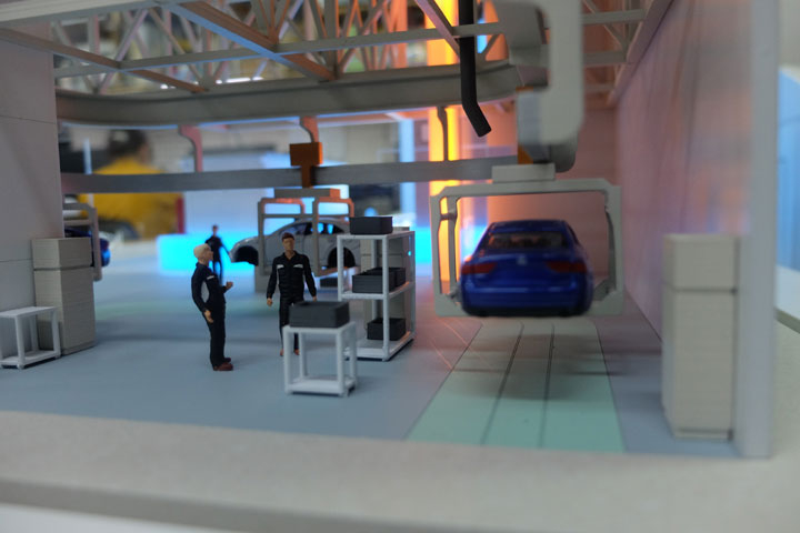 トヨタ自動車九州の工場のラインを再現した展示模型