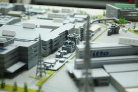 工場の模型の建物たち